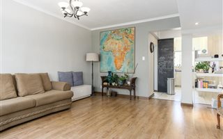 2 Bedroom Apartment in Sea Point