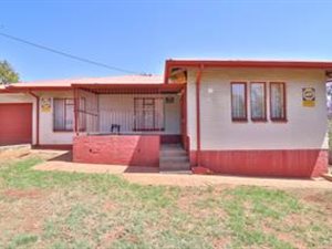 3 Bed House in Kwaggasrand