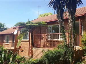 2 Bed Townhouse in Waterkloof Park