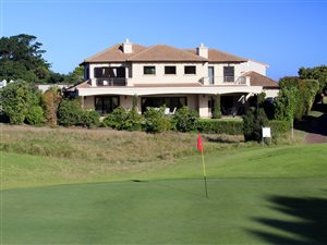 4 Bed House in Turtle Creek Golf Estate