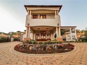 5 Bed House in Meyersdal Eco Estate