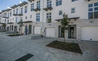3 Bedroom Cluster in Bryanston