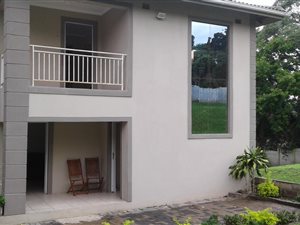 2 Bed Garden Cottage in Sarnia