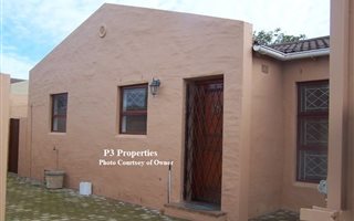 3 Bedroom House in Edgemead