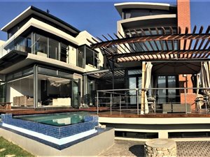5 Bed House in Waterfall Country Estate