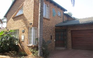 4 Bedroom House in Zwartkop