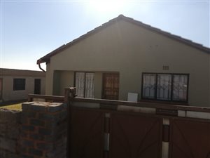 3 Bed House in Katlehong