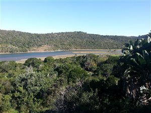 791 m² Land available in Cintsa