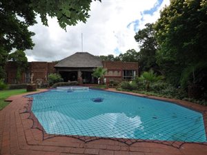 4 Bed House in Houtkop AH