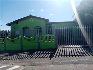 4 Bed House in Ravensmead