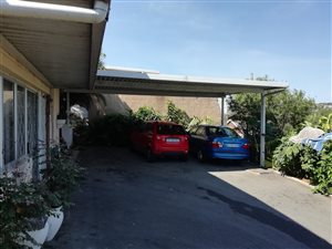 3 Bed House in Carrington Heights