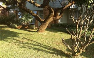 5 Bedroom House in Erasmia