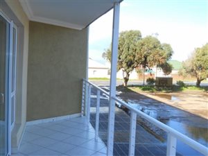 2 Bed Apartment in Jeffreys Bay