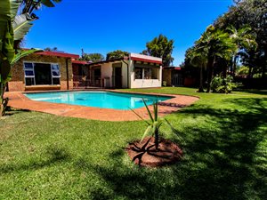 7 Bed House in Eldoraigne