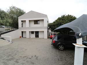 112 m² Office Space in Northcliff