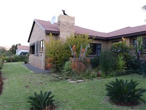 3 Bed House in Buffelspoort