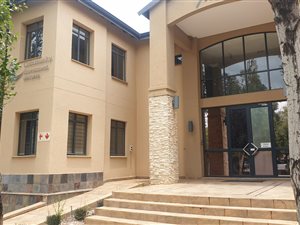4160 m² Commercial space in Route 21 Business Park