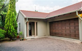 3 Bedroom Duet in Villieria