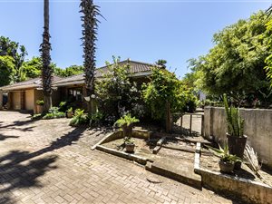 5 Bed House in Cintsa