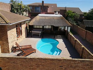 6 Bedroom House in Bluewater Bay