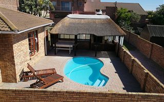 6 Bedroom House in Bluewater Bay