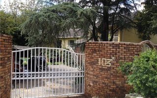 2 Bedroom House in Robindale