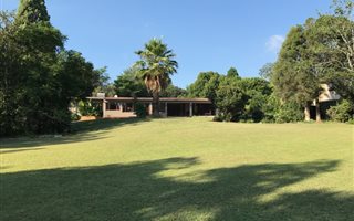 1 Bedroom Garden Cottage in Bryanston East