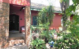 4 Bedroom House in Meerhof