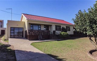 4 Bedroom House in Amalinda