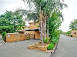 2 Bed Townhouse in Strubens Valley