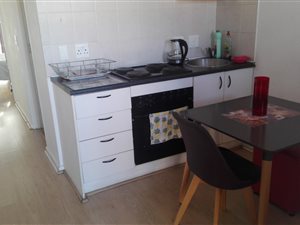 1 Bed Apartment in Goodwood