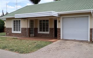 2 Bedroom House in Ninapark