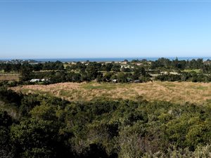 26547 ha Land available in Goose Valley