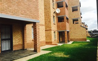 2 Bedroom Apartment in Halfway House