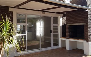 3 Bedroom Townhouse in D Urbanvale