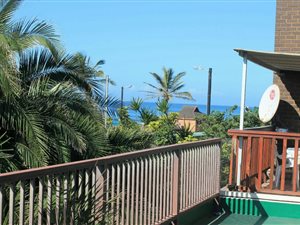 2 Bed Apartment in Hibberdene