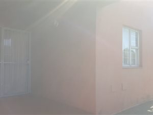 1 Bedroom Duplex in Alton