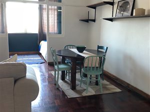 Bachelor apartment in Morningside
