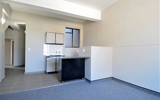 1 Bedroom Flat in Johannesburg Central