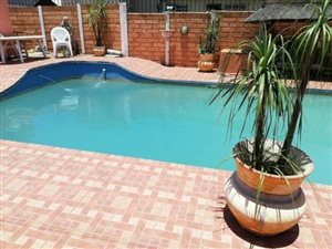 2 Bedroom House in South Hills