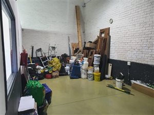 97 m² Industrial space in City Deep