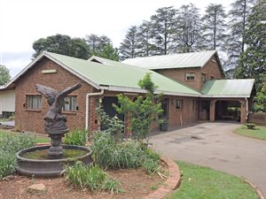 5.7 ha Smallholding in Merrivale