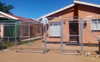 2 Bedroom House in Mlungisi