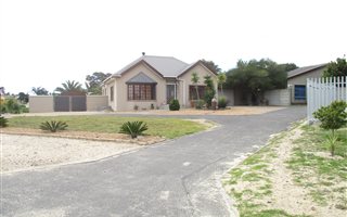 3 Bedroom House in Amandelsig