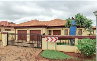 3 Bedroom House in Clarina