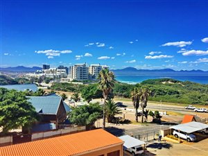 3 Bed Apartment in Boland Park