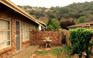 4 Bedroom Townhouse in Arboretum