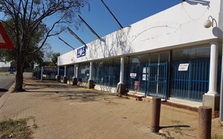 570 m² Commercial space in Hatfield
