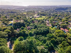 6863 m² Land available in Atholl Heights
