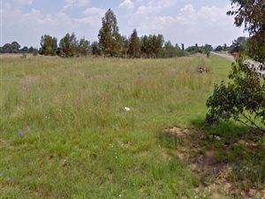 8736 m² Land available in De Deur